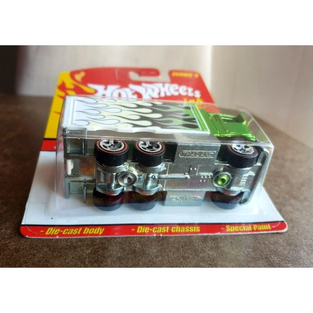 2007 Hot Wheels HIWAY HAULER Spectraflame GREEN VAR CLASSICS SERIES 3 1:64 RL5SP